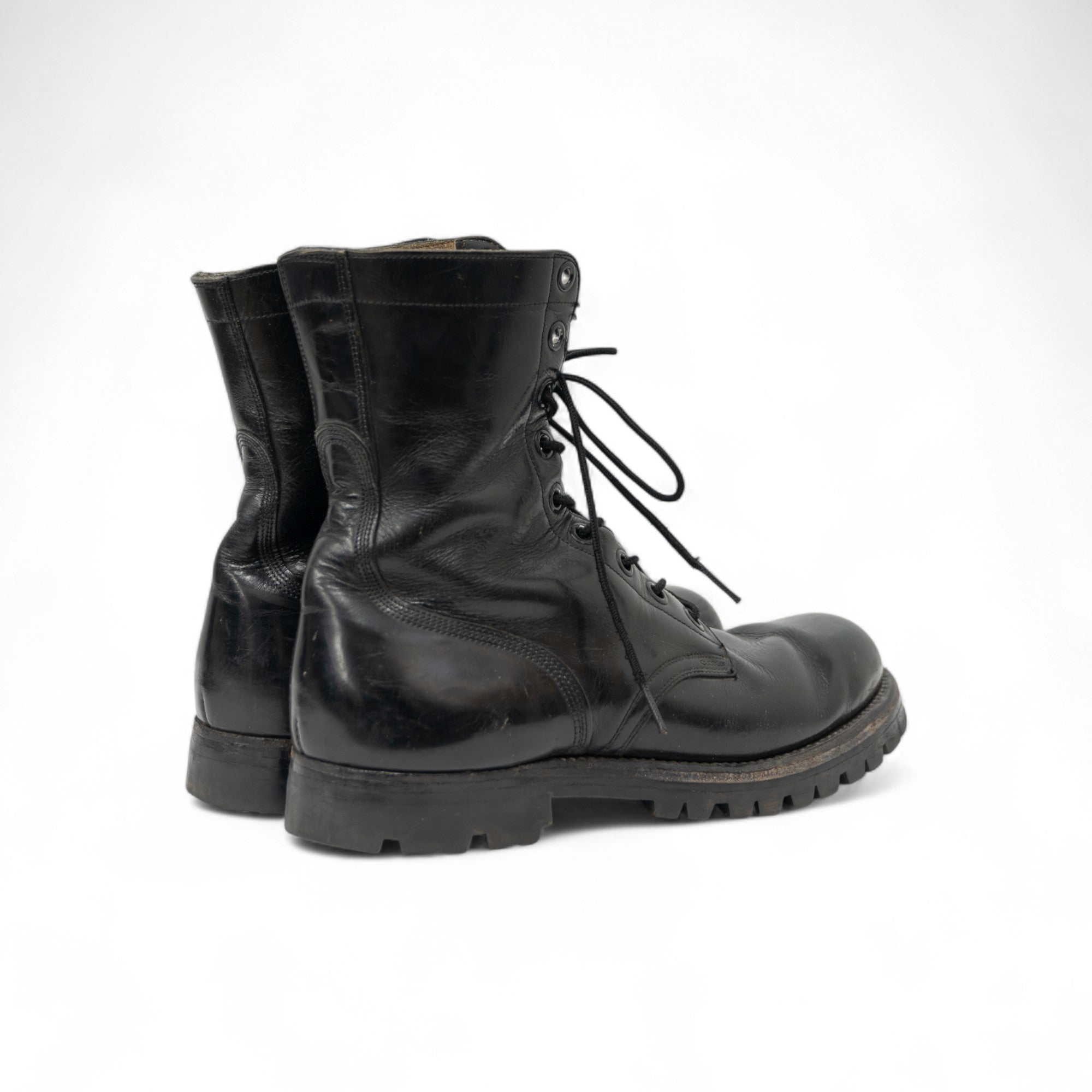 LUG COMBAT BOOTS W/ VIBRAM SOLE - 1960'S