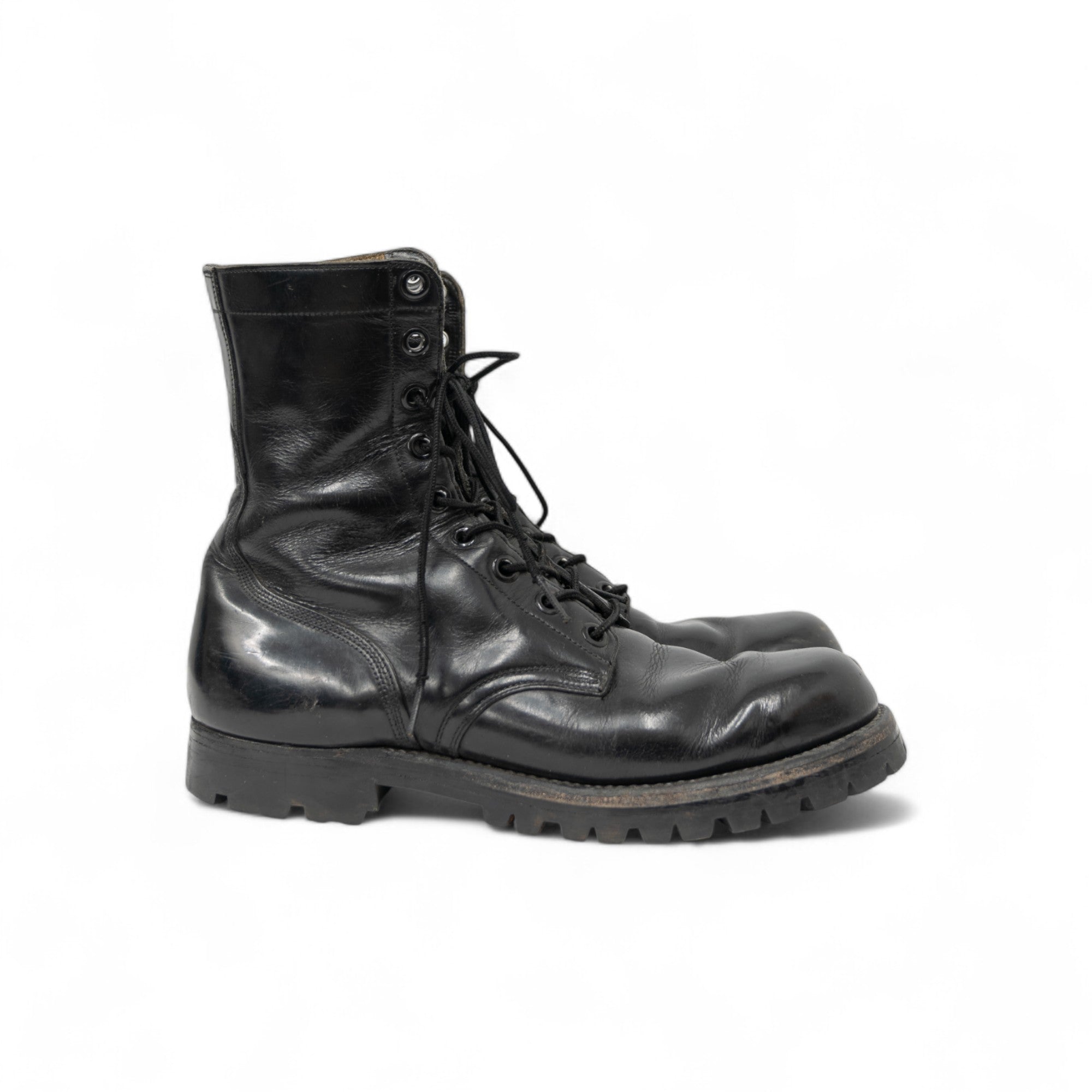 LUG COMBAT BOOTS W/ VIBRAM SOLE - 1960'S