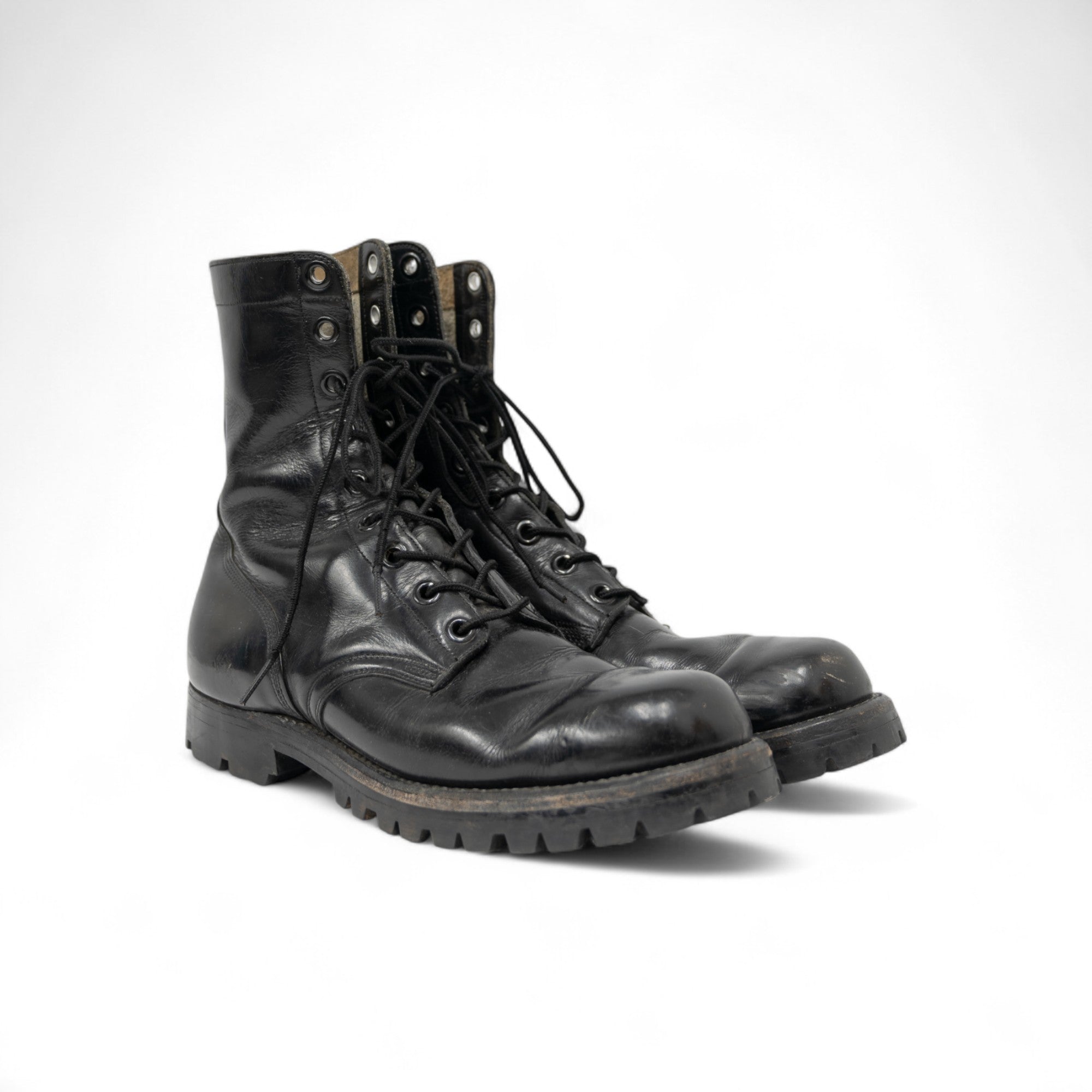 LUG COMBAT BOOTS W/ VIBRAM SOLE - 1960'S