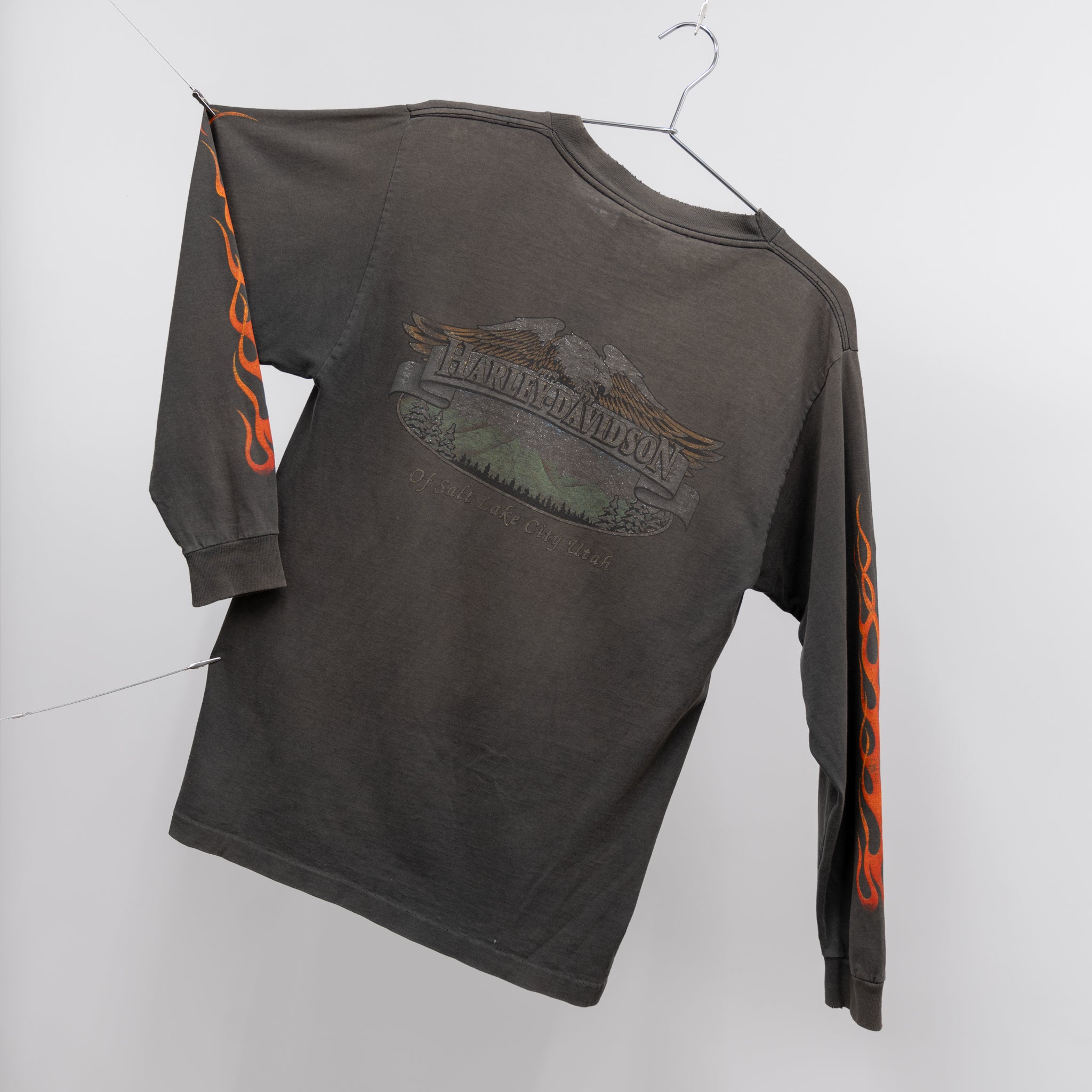 FADED/REMOVED POCKET HARLEY DAVIDSON LONG-SLEEVE - 1990'S