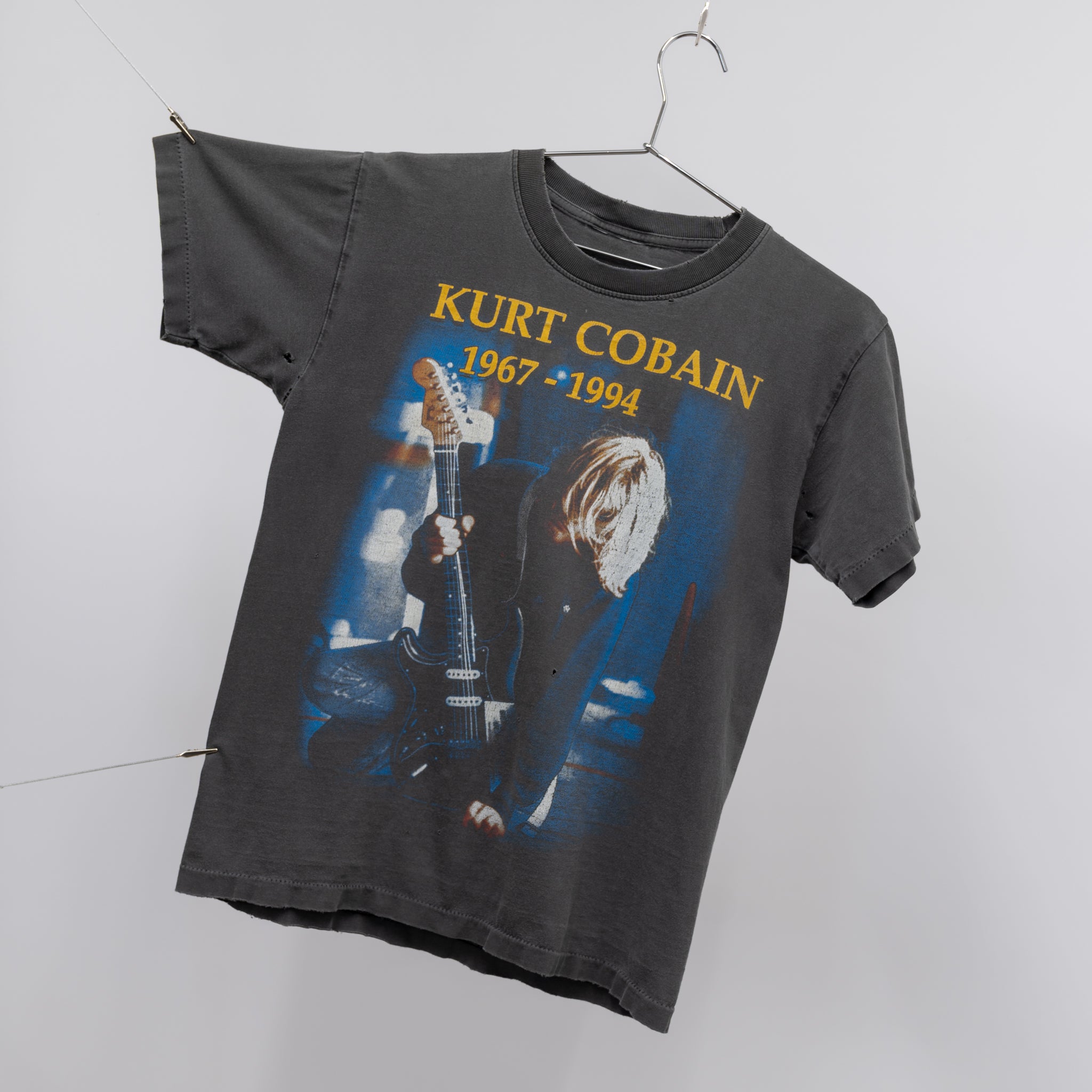 FADED KURT COBAIN MEMORIAL TEE - 1990'S