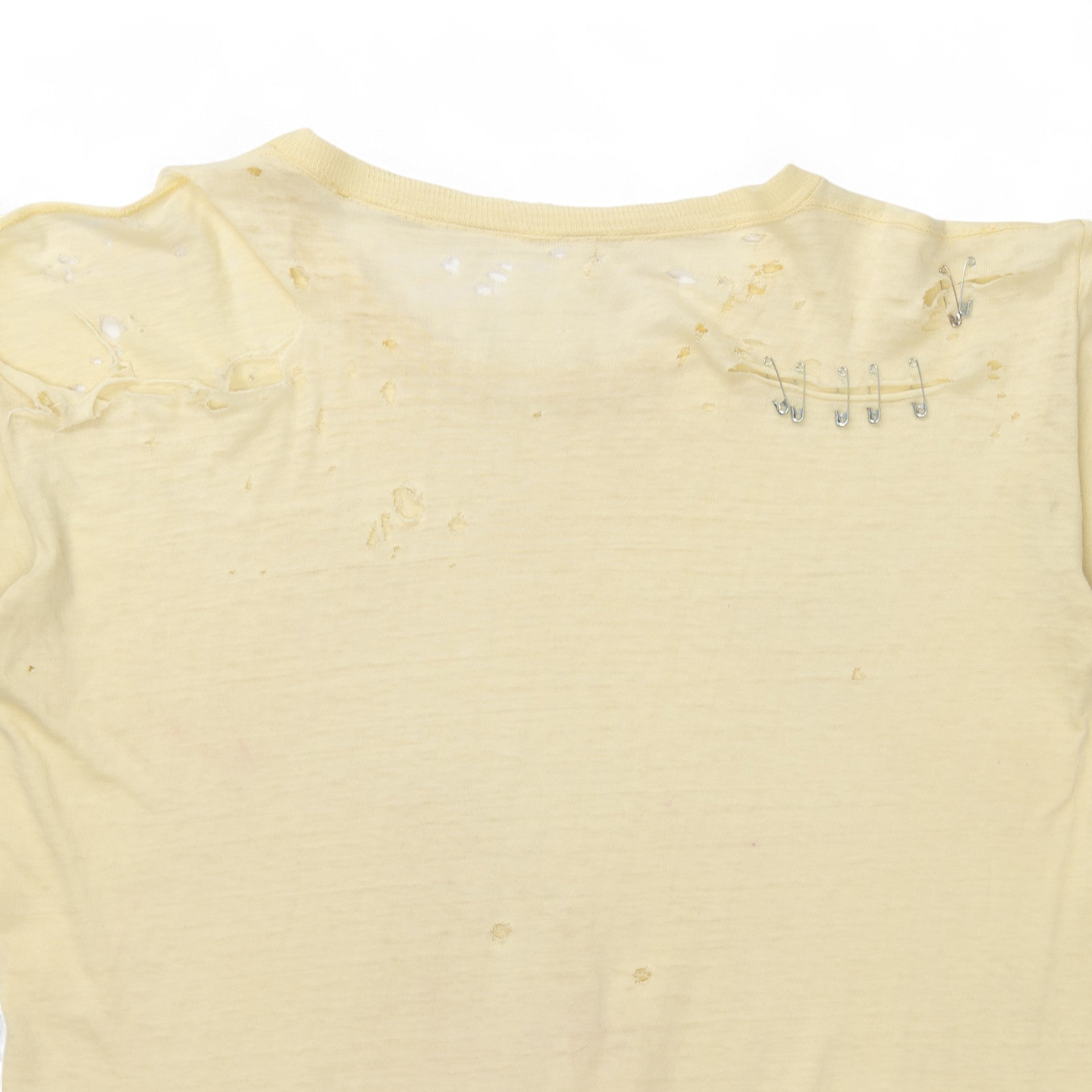 THRASHED/SAFETY-PIN REPAIRED SINGLE STITCH BLANK TEE - 1940'S