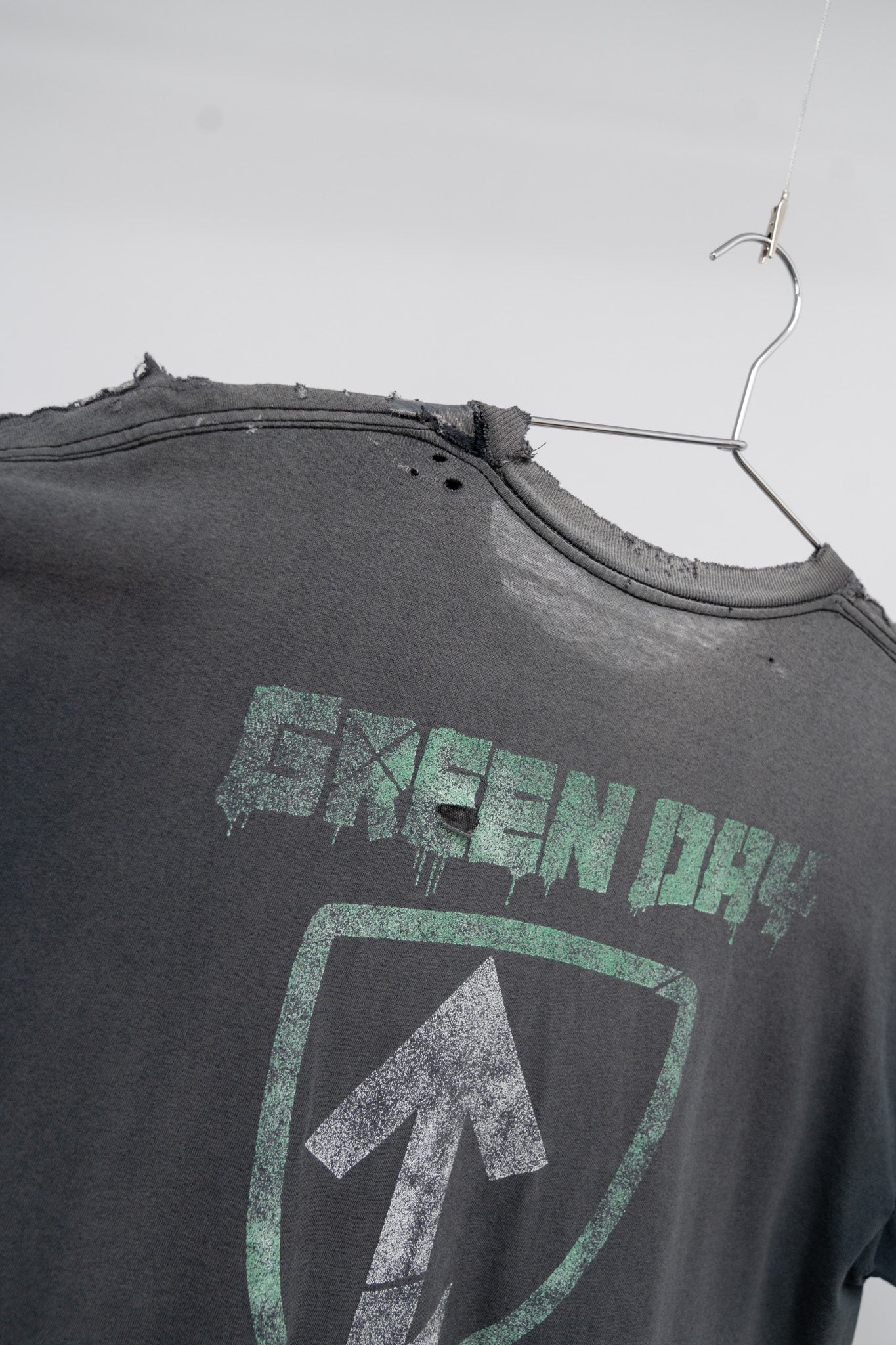 THRASHED/REPAIRED GREENDAY 'UNO, DOS, TRE' TOUR TEE - 2013