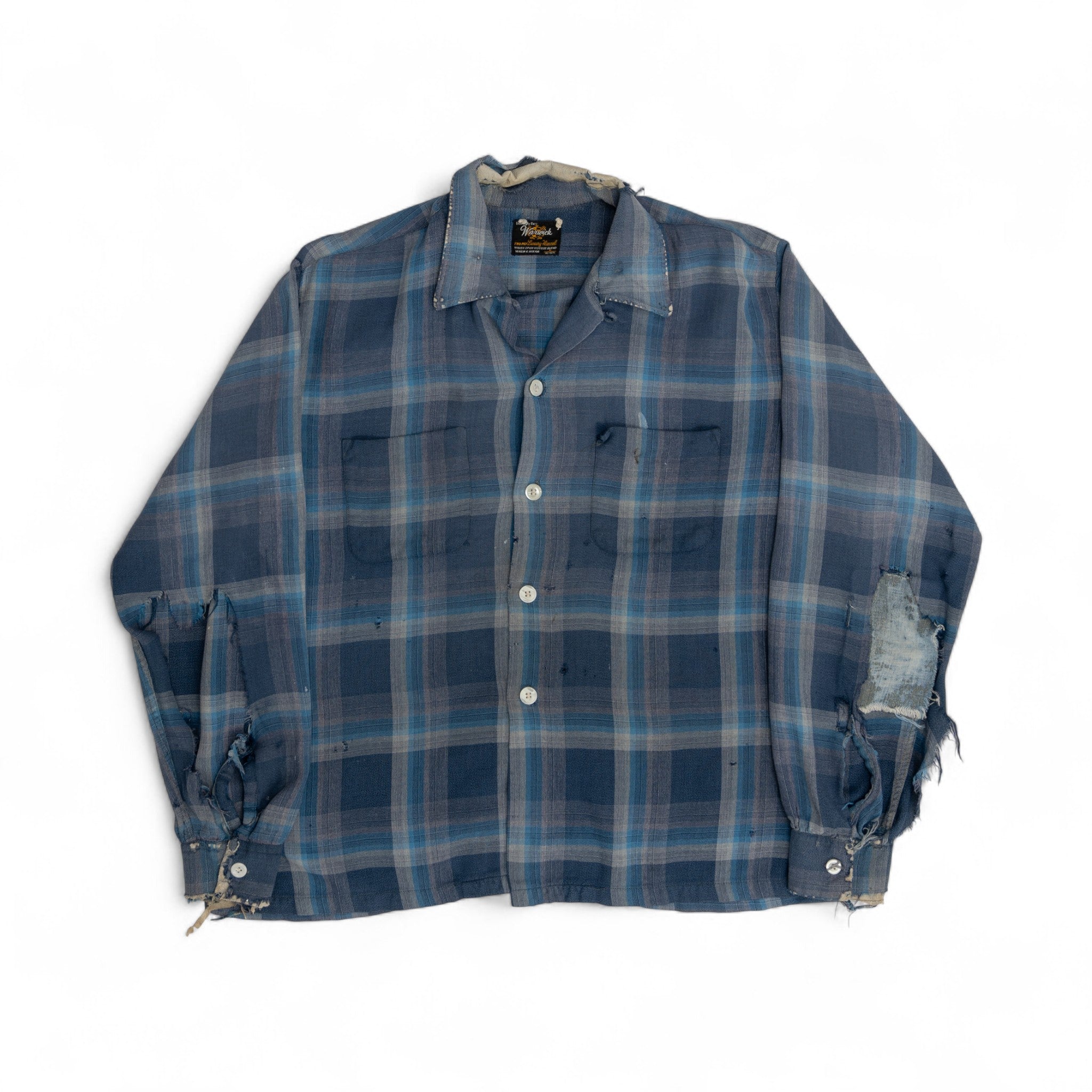 THRSAHED LOOP-COLLAR BUTTON UP SHIRT - 1960'S